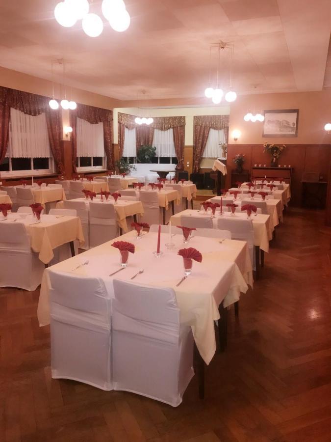 Hotel Pension Frankfurter Hof Homberg  Екстер'єр фото